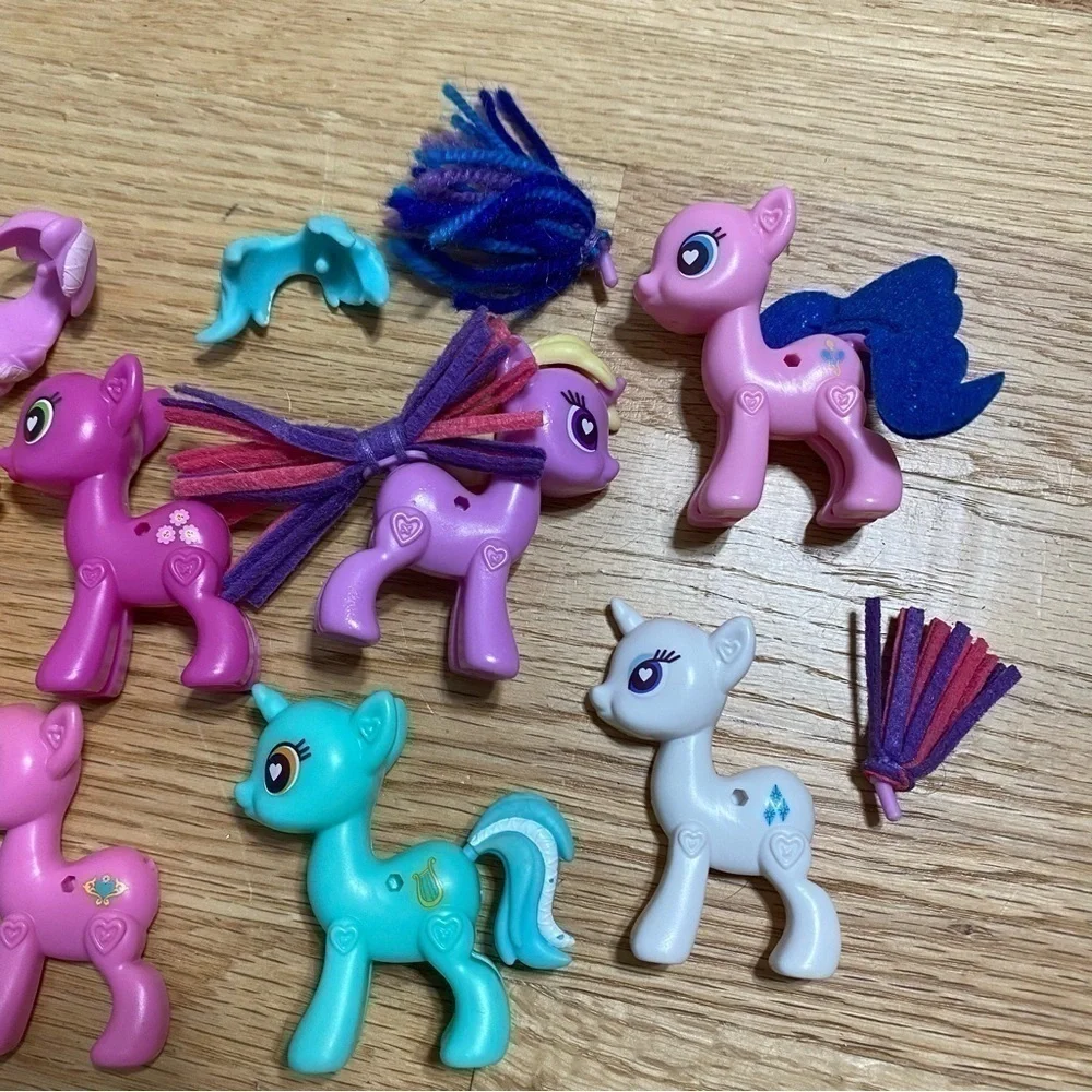 My Little Pony Plastic Click and Change Plastic Horses W/ Accessory Hair Kid Toy